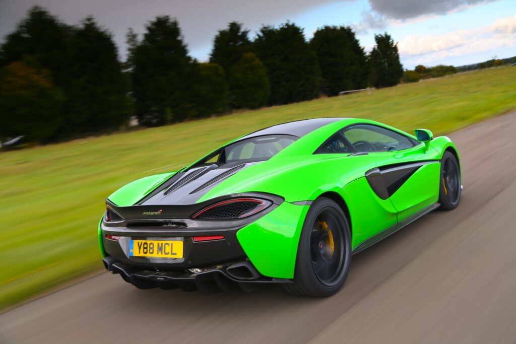 assurance-McLaren570S