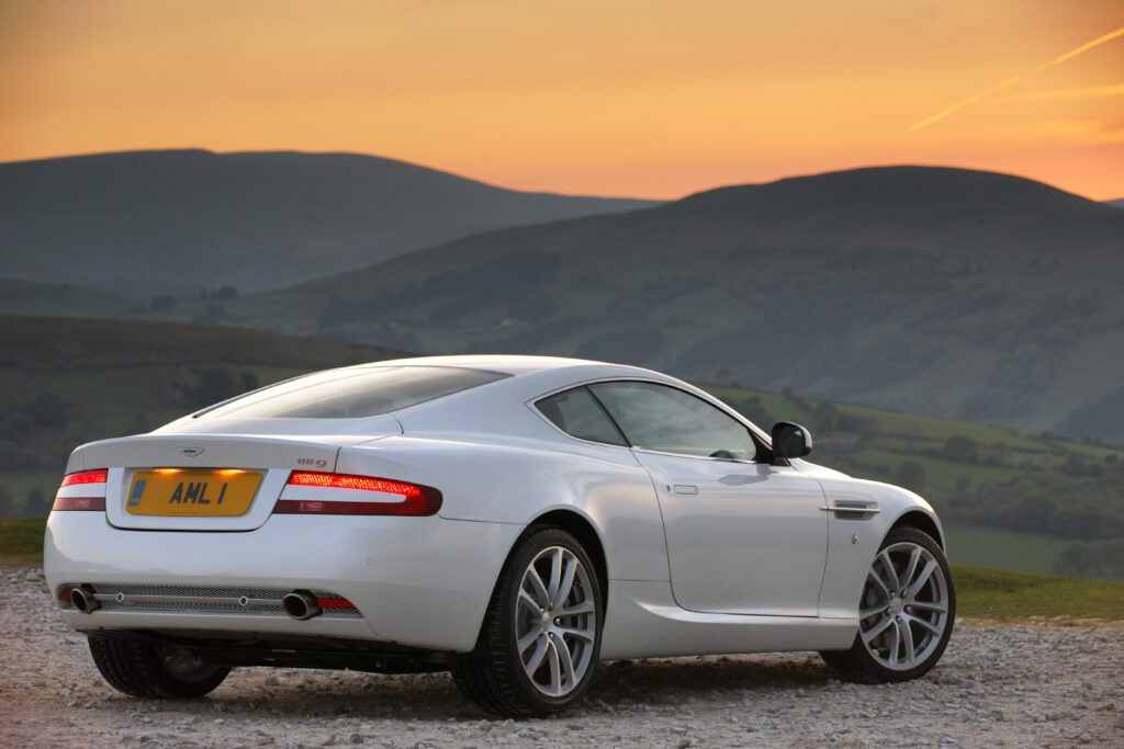 assurance-aston-martin-db9