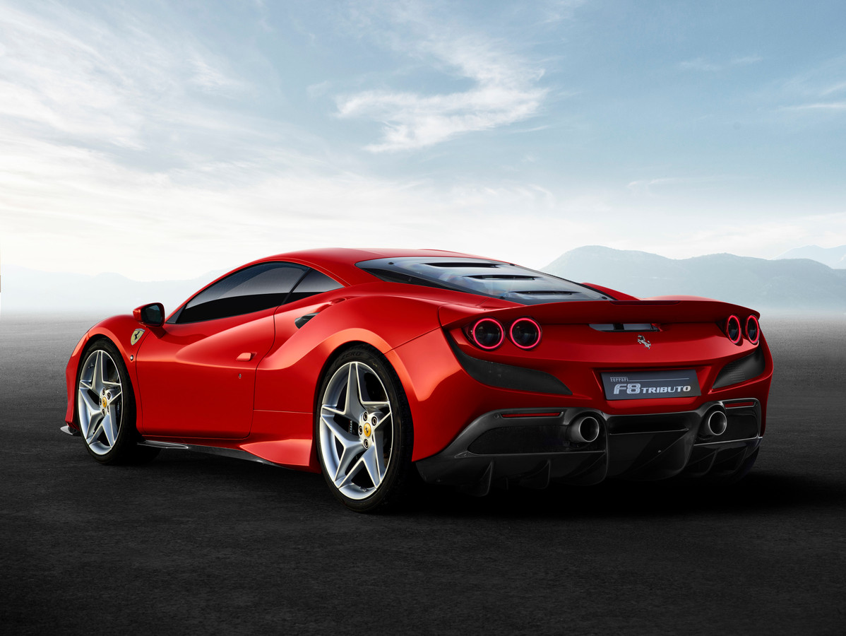 assurance-ferrari-f8-tributo